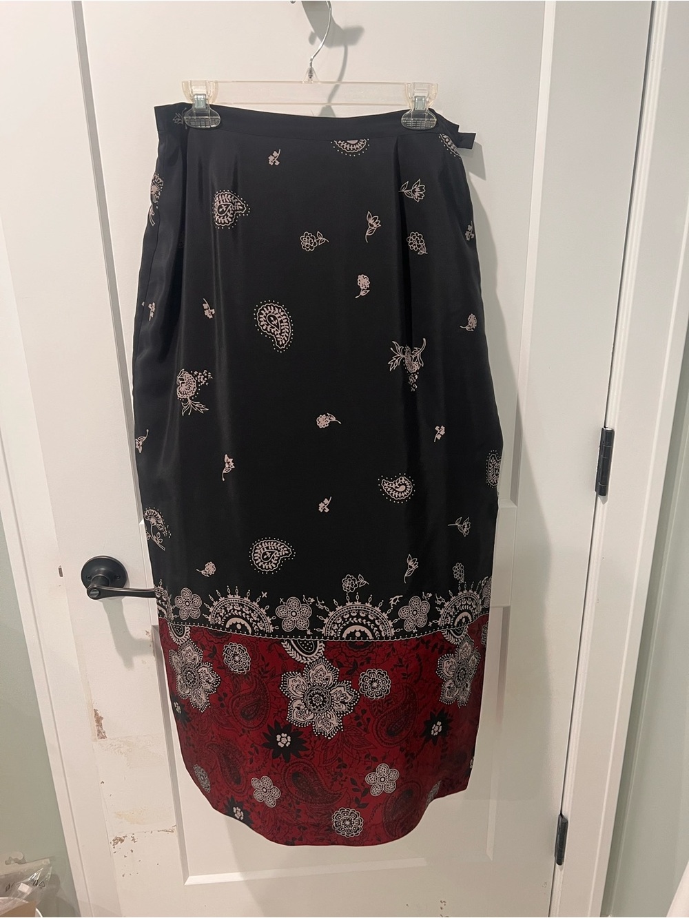 Vintage 100% silk maxi/midi skirt Preston & York